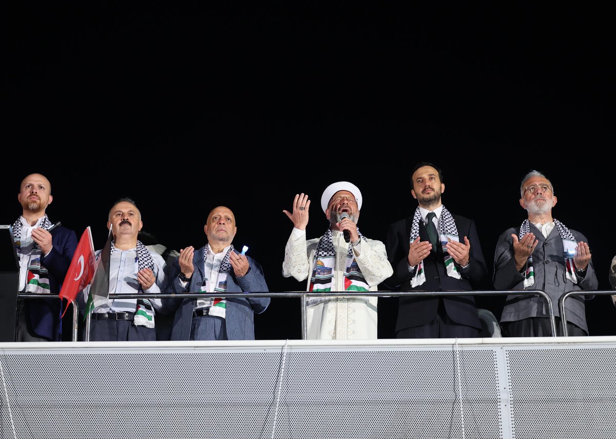 Beyazıt’tan Ayasofya’ya
Nehirden denize
Özgür Filistin!🇵🇸🇹🇷