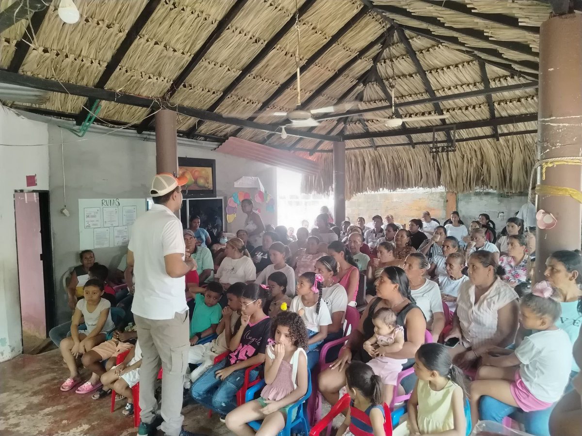 Juan Morelo (@monterianoyc) on Twitter photo <a href="/martinlobg2/">Monteríano 100%</a> <a href="/yoyisierra/">Gloria Sierra</a> <a href="/EdgardoEspitia/">Edgardo Espitia</a> <a href="/kerguelenhugo/">Hugo F. Kerguelen G.</a> <a href="/dianasierram/">Diana Sierra</a> Hoy mirando las redes del Sr hermano de Maira Abdala el Sr Pablo Abdala, me preguntó con todo el poder que tenía la señora antes menciona., teniendo la capacidad de tener más de 30 personas solo en su corregimiento es inaudito que este grupo político si así se les puede llamar... <a href="/martinlobg2/">Monteríano 100%</a> <a href="/yoyisierra/">Gloria Sierra</a> <a href="/EdgardoEspitia/">Edgardo Espitia</a> <a href="/kerguelenhugo/">Hugo F. Kerguelen G.</a> <a href="/dianasierram/">Diana Sierra</a> Hoy mirando las redes del Sr hermano de Maira Abdala el Sr Pablo Abdala, me preguntó con todo el poder que tenía la señora antes menciona., teniendo la capacidad de tener más de 30 personas solo en su corregimiento es inaudito que este grupo político si así se les puede llamar...