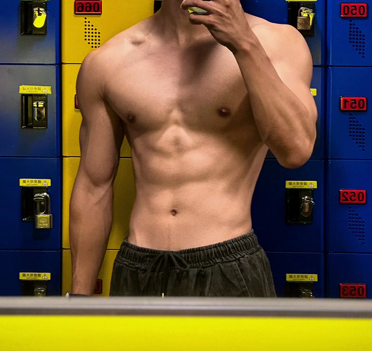 為什麼增肌這麼難啊😞 176/70