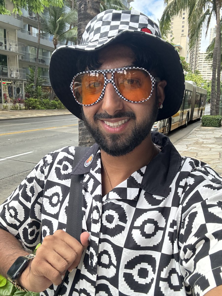 GurpyColors's tweet image. POKEMON WORLDS 2025 HYPE! This was my day 3 Sunday outfit from #pokemonworlds2024 in Hawaii!
FUN FACT: the person who took the photos of me in the museum is one of the graphic designers who created the pokemon worlds merch line!
#pokemoncontentcreator #pokemonworlds2025