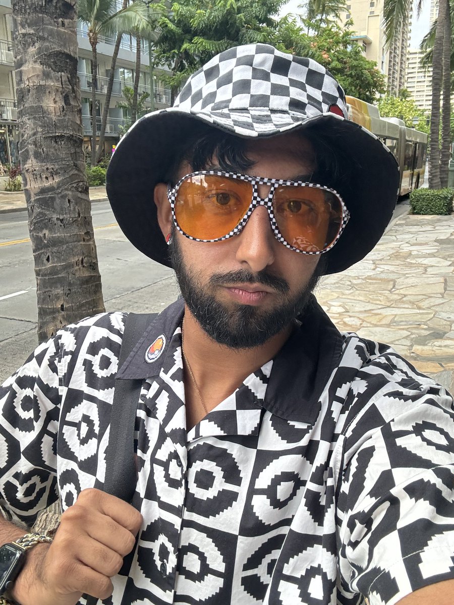 GurpyColors's tweet image. POKEMON WORLDS 2025 HYPE! This was my day 3 Sunday outfit from #pokemonworlds2024 in Hawaii!
FUN FACT: the person who took the photos of me in the museum is one of the graphic designers who created the pokemon worlds merch line!
#pokemoncontentcreator #pokemonworlds2025