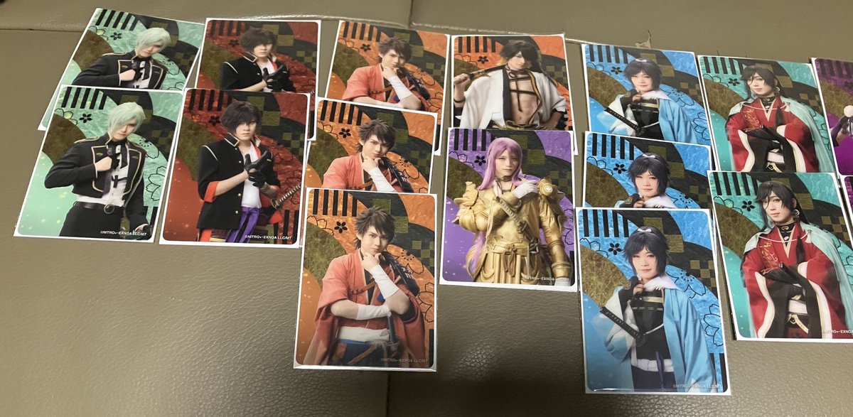honobono_sidem's tweet photo. 【交換】
ミュージカル刀剣乱舞
刀ミュ
目出度歌誉花舞 十周年祝賀祭 
ランダム カード　缶バッジ　アクスタ

譲→ 画像参照

求→加州
郵送での交換可能です。
検索からでもお気軽にお声がけください。 https://t.co/yoroIJe7XE