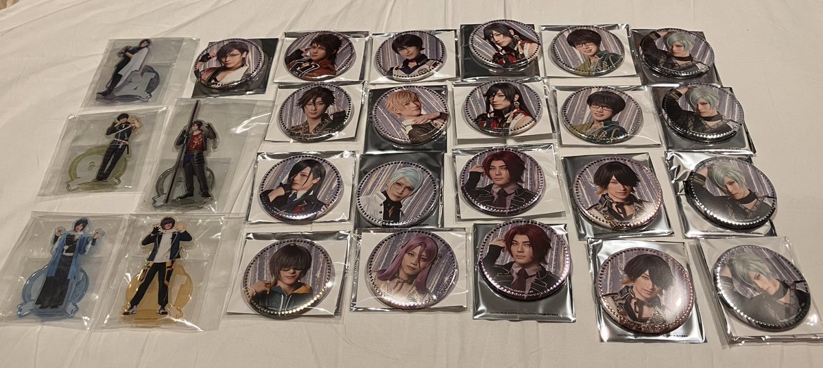 honobono_sidem's tweet photo. 【交換】
ミュージカル刀剣乱舞
刀ミュ
目出度歌誉花舞 十周年祝賀祭 
ランダム カード　缶バッジ　アクスタ

譲→ 画像参照

求→加州
郵送での交換可能です。
検索からでもお気軽にお声がけください。 https://t.co/yoroIJe7XE