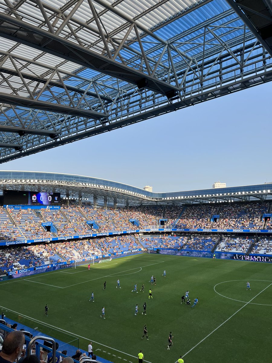 tedekace tweet media