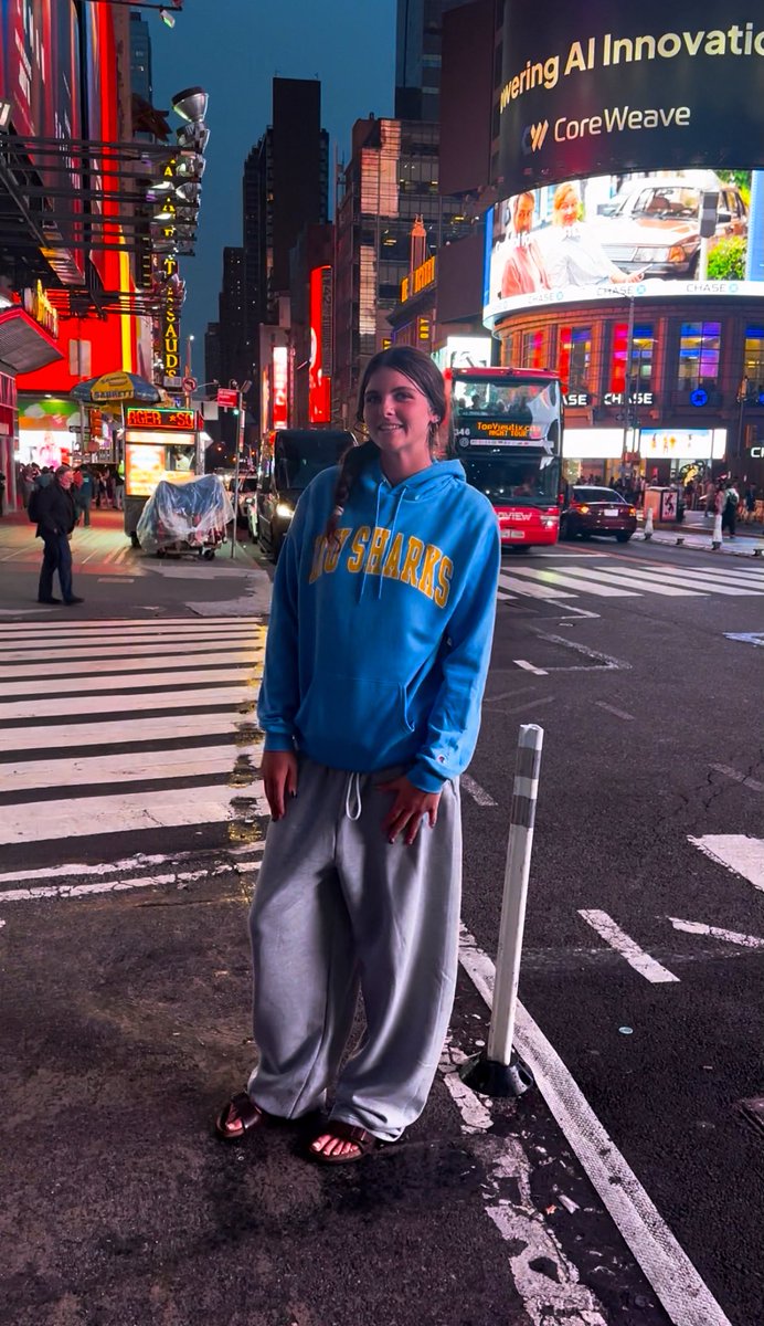 Vayda LeQuire tweet media