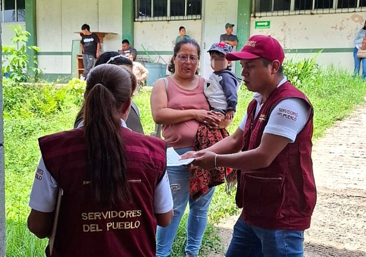 En #Tlanchinol ya tienen sus tarjetas #BienestarHgo 😃

En el recorrido por todo el estado que se realiza para entregar tarjetas de los apoyos #BienestarYDesarrollo y #MadresTrabajadoras, continúa su marcha.

Este año atendimos primero a las regiones más lejanas.
#SomosBienestar