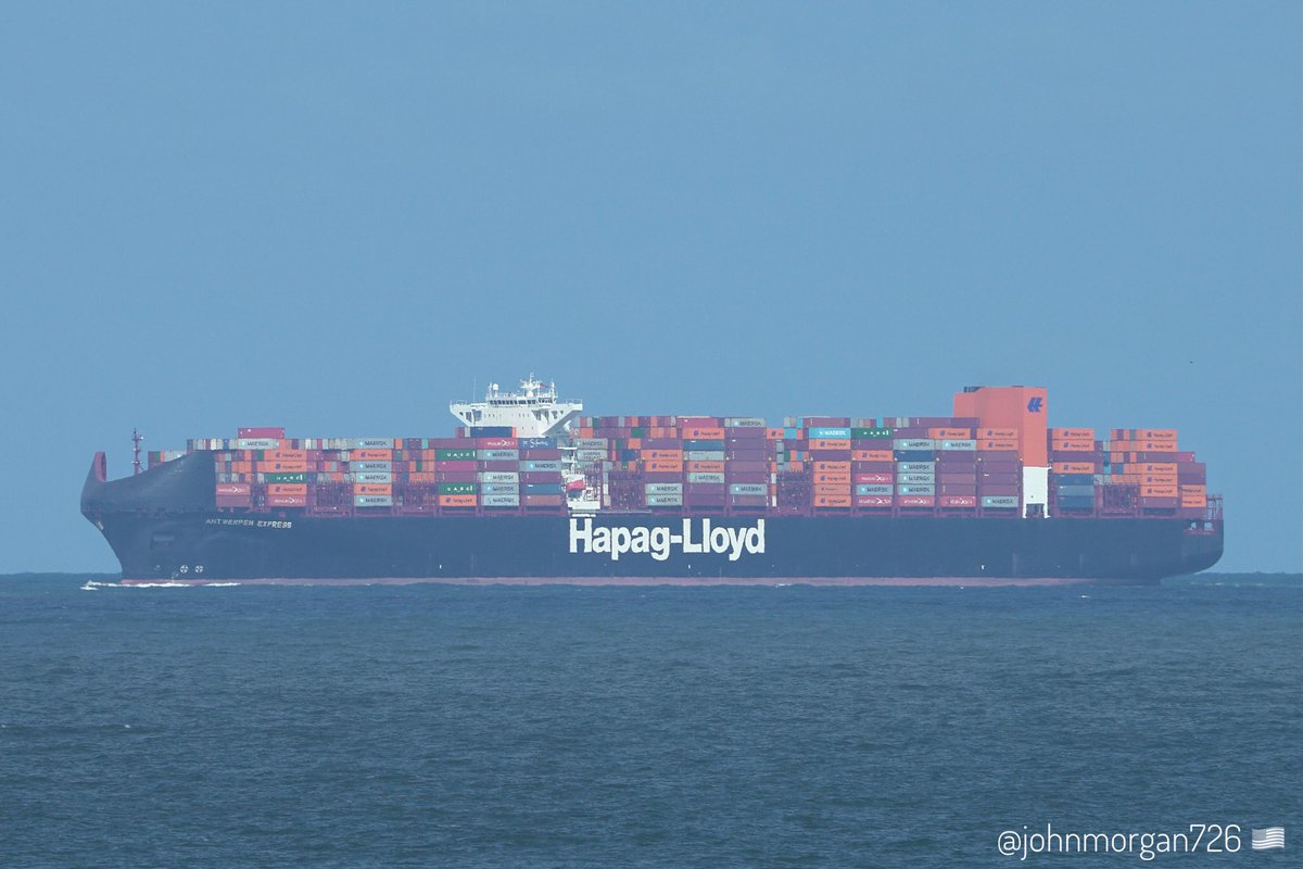 At 366 meters the #HapagLloyd Dortmund Express-class #ContainerShip ANTWERPEN EXPRESS, IMO:9612997 en route to Baltimore, Maryland <a href="/BShipspotting/">BaltimoreShipspotting</a> <a href="/BaltoChes/">BaltoChesBayShipwatchers</a> flying the flag of Germany 🇩🇪. #ShipsInPics #AntwerpenExpress