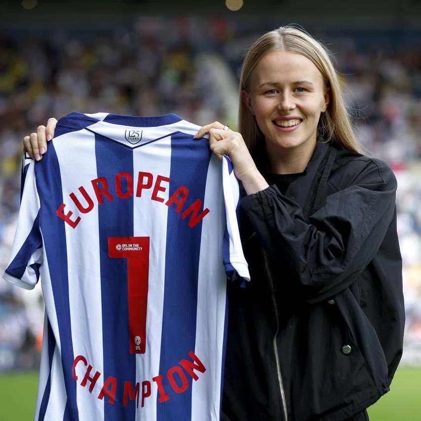 WBAReport's tweet image. European Champion and proud Baggie 💙🤍 #WBA