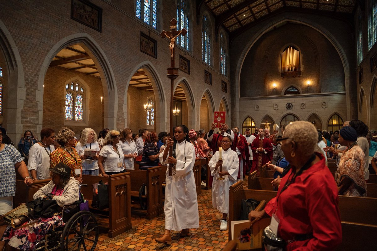 On Saturday, August 9, women from across the Archdiocese of Detroit gathered at Sacred Heart Major Seminary for the 2025 Black Catholic Women's Conference.

It was a wonderful day of prayer, praise, and sisterhood!