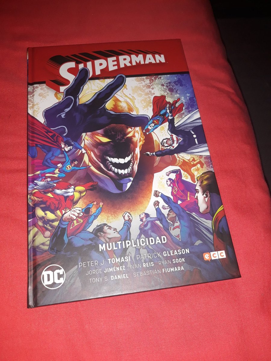 jordi carbo (Mr Must Have) (@jordicarbopascu) on Twitter photo #Superman. <a href="/JorgeJimenezArt/">Jorge Jiménez</a> realiza uno de los mejores anuales del personaje. Superman visita a la cosa del pantano porque no crecen los pastos en el condado de Hamilton. El enfrentámiento será épico.
La llegada del Superman ruso hará que Superman viaje al multiverso con la #Superman. <a href="/JorgeJimenezArt/">Jorge Jiménez</a> realiza uno de los mejores anuales del personaje. Superman visita a la cosa del pantano porque no crecen los pastos en el condado de Hamilton. El enfrentámiento será épico.
La llegada del Superman ruso hará que Superman viaje al multiverso con la