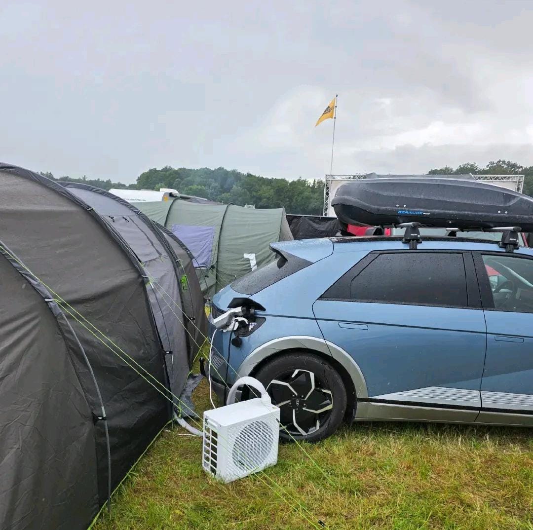 DIYInstinct tweet media