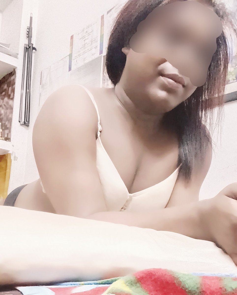 Active cock holder😊