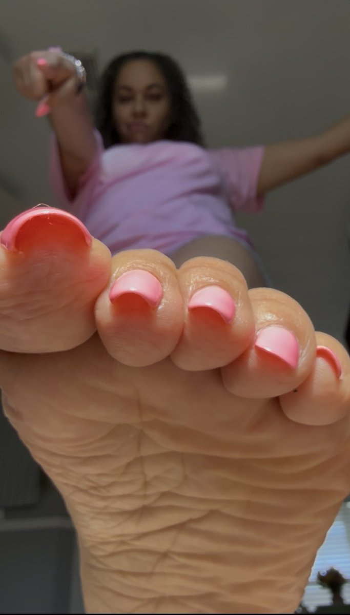 👀 (@caughtunderfoot) on Twitter photo Giantess <a href="/DeedeericanF/">DeeDeeRican_Feet</a> had been good to you, but your contract with her included a very unambiguous ending... under her foot. When that would be, was her decision. As her wrinkled, scented sole loomed over your tiny form, you wondered if this worship session would be your last... Giantess <a href="/DeedeericanF/">DeeDeeRican_Feet</a> had been good to you, but your contract with her included a very unambiguous ending... under her foot. When that would be, was her decision. As her wrinkled, scented sole loomed over your tiny form, you wondered if this worship session would be your last...