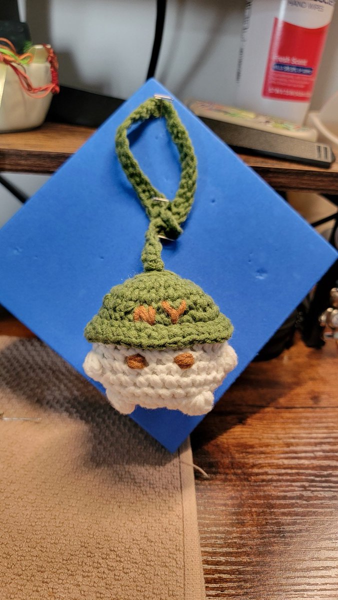 laqueen247 tweet media