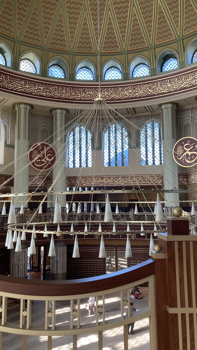 “Sanat İslam içindir.”