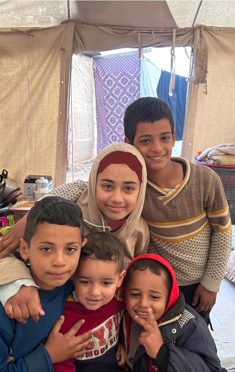 The Abu Rjeila family was killed by Israel today.
None remain.
Look into their eyes and see what will haunt you forever.