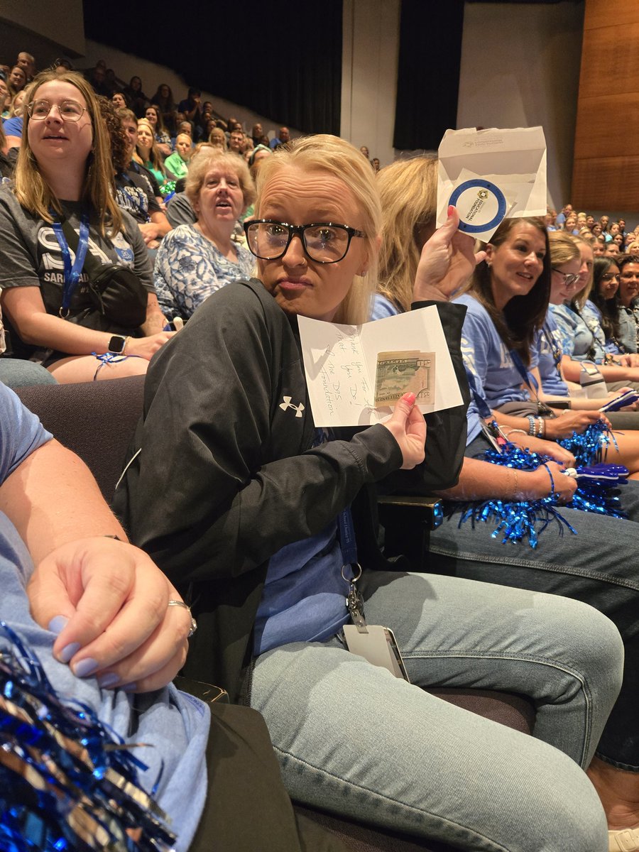 MariaZeltenD95 tweet media