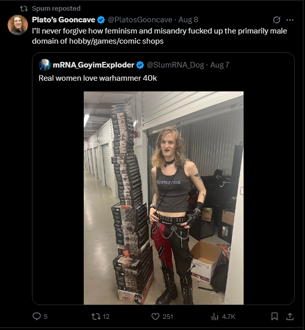 Lillythebnnuy's tweet photo. thinking back to a time when people told me this guy wasn't a right wing grifter. https://t.co/iUgJzxc7IE