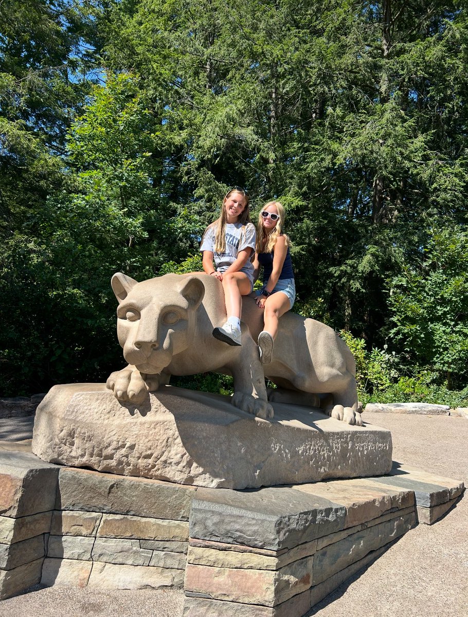 zoee_white_2028's tweet photo. I spent the day in State College today, and as always, I had the best time! It’s literally one of my favorite places. I hope I get the chance to go again this year!! 🤍 #WeAre #PSU @BreelynP06 https://t.co/9kJlTSKpHG