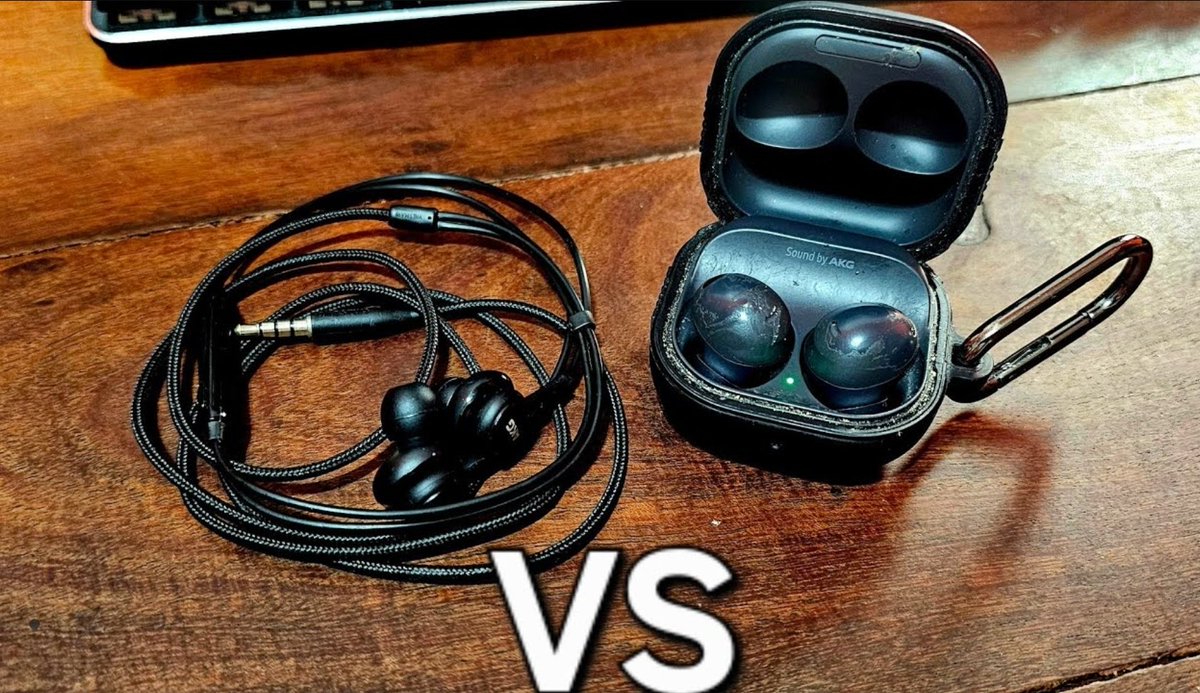 ¿ Porque usar auriculares con cable y no Bluetooth ? Cada vez más piensan así y no es solo por sonido. 
youtu.be/xJrJBF1zpS4
