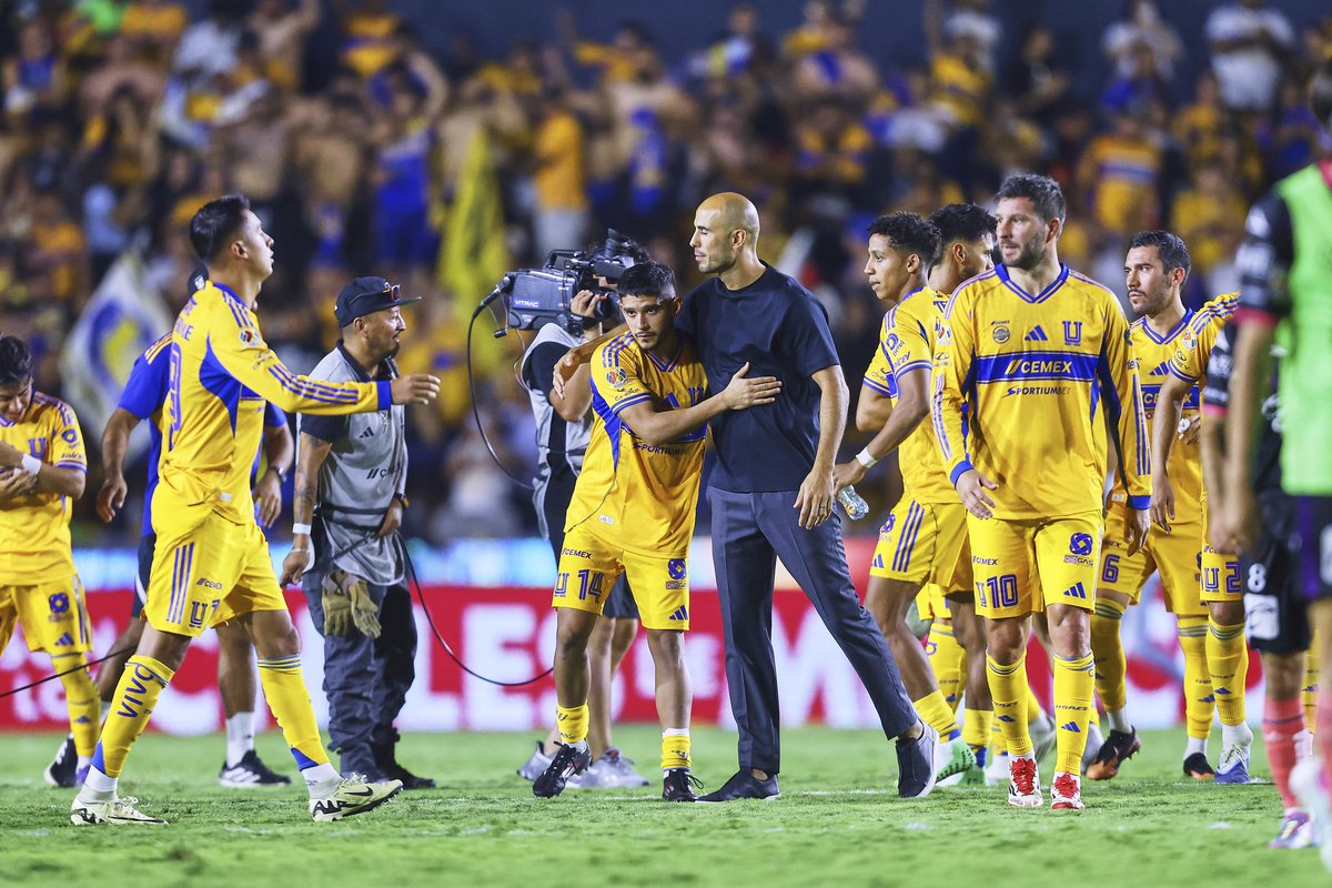 Tigres ha conseguido dos de las mayores goleadas de su historia contra el Puebla.

8-0 en la Copa MX Clausura 2014 y 7-0 en el Apertura 2025

Guido Pizarro es el único que estuvo en ambas.

En la primera como jugador y metió gol, en la segunda ya como entrenador 11 años después