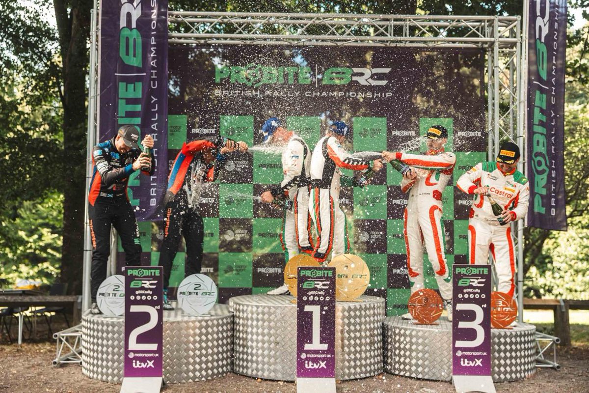 3... 2... 1... 🍾🍾🍾

Ladies &amp; gentleman, your 2025 Voly Group Grampian Forest Rally podium 👏

🥇William Creighton/Liam Regan - Toyota GR Yaris Rally2
🥈Max McRae/Cammy Fair - Citroen C3 
🥉Meirion Evans/Dale Furniss - Toyota GR Yaris Rally2

#GFR25