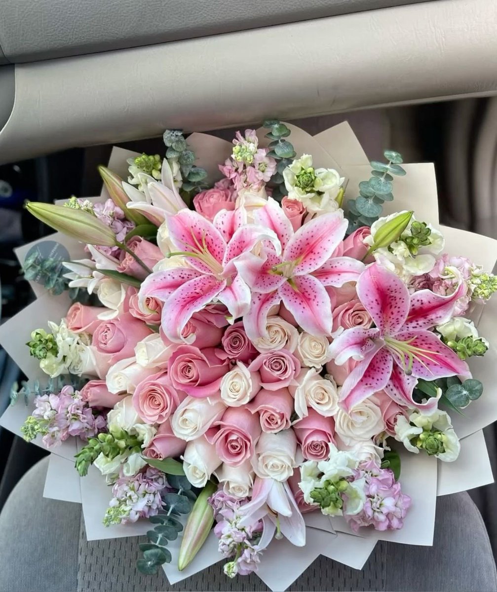 Pretty flower bouquets