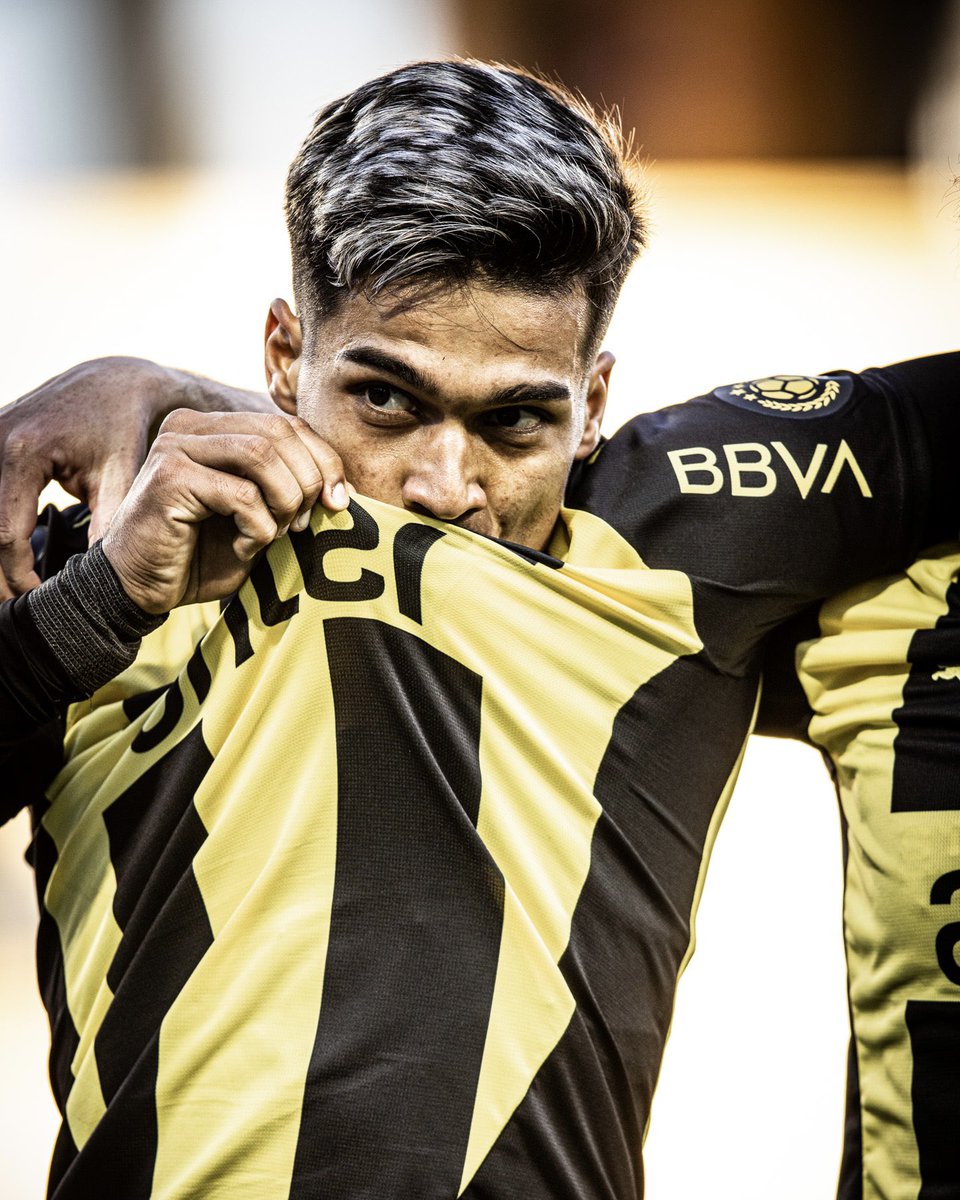 Matias Arezo (@matiiarezoo9) on Twitter photo 