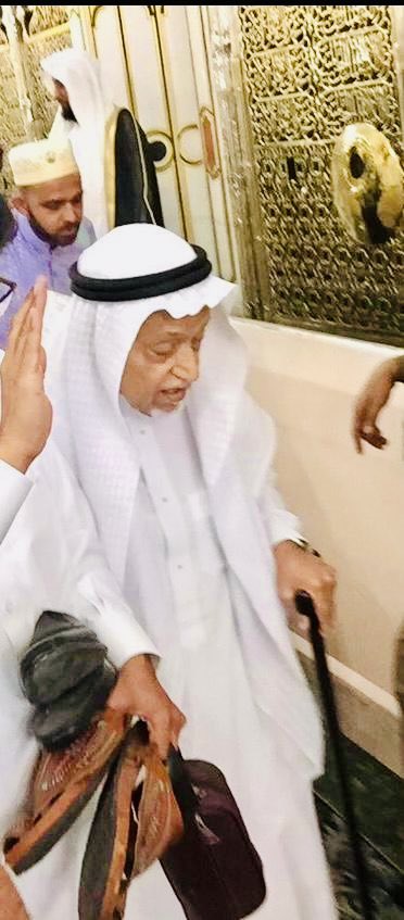 لا تظلمن إذا ماكنت مقتدرا
فالظلم يرجع عقباه إلى الندم
تنام عيناك والمظلوم منتبه
يدعو عليك وعين الله لم تنم 
من مكتبة
أبي تغشاه المولى بكرمه كانت لك في الحياة حكم تعامل بها اساليب البشر وتحمد الله في السراء والضراء
#عبود_باعشن_رحمه_الله 
#همس_لوالدي