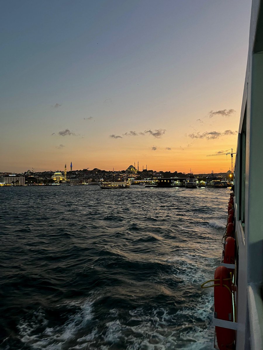 ImVldn's tweet photo. Bu seneki İstanbul dozumu da aldığıma göre Ankara’ma dönebilirim✨️ https://t.co/0Ql5wVdzqp