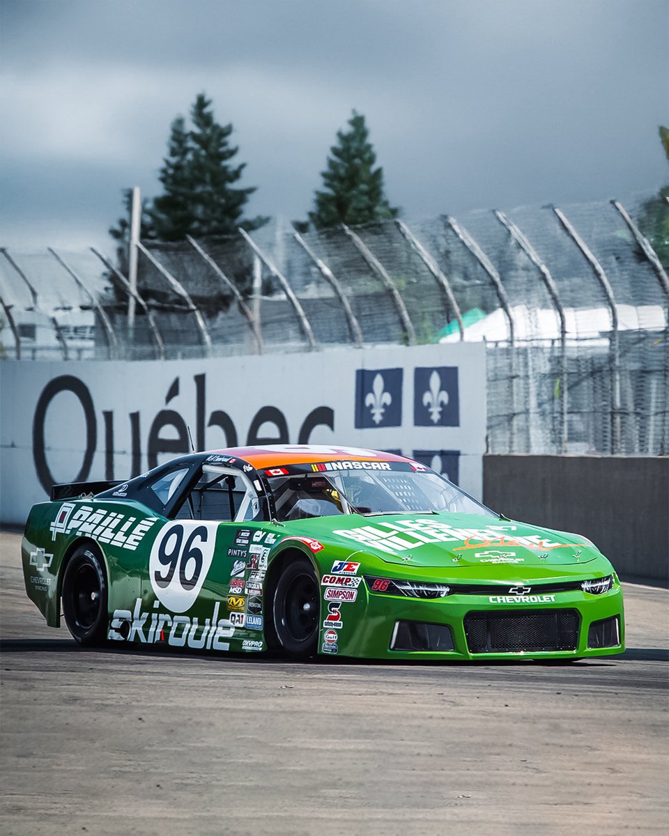 Le double tenant du titre au <a href="/GP3R/">GP3R</a> , Marc-Antoine Camirand décroche la pôle position pour la grande finale de l’événement demain après-midi. L’equipe Paillé Course/Racing a fait un bon coup d’adopter les couleurs de Gilles Villeneuve dans sa carrière en motoneige.