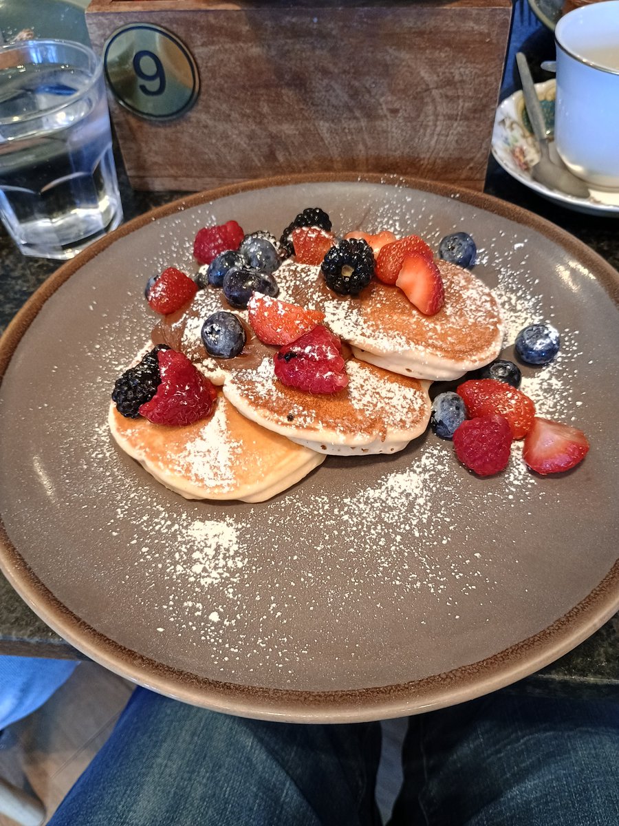 Another fantastic iPAG (North) meetup this afternoon at Corner Tree cafe with <a href="/T1_Lesley/">LesleyR</a> &amp; others. Carb counting French toast 🍞 &amp; pancake stacks 🥞 😋, discussing Diabetes Tech &amp; future meetups. Watch this space 👀 as more great news to follow. Looking forward to the next one!