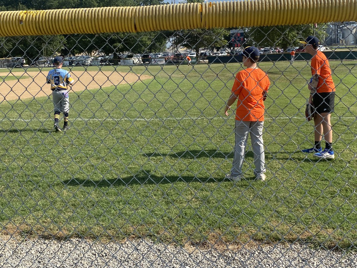 Adam Reinhart (@adamreinhart1) on Twitter photo As if I’m saying no to a sports assignment!
Newburgh Locals vs Police in a “banana ball” game to benefit Newburgh Buddy Ball. As if I’m saying no to a sports assignment!
Newburgh Locals vs Police in a “banana ball” game to benefit Newburgh Buddy Ball.