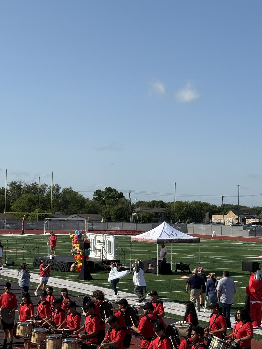 We had a GREAT time at convocation yesterday! It was awesome seeing our wildcat cheerleaders. Great job girls, way to represent! ❤️📣
