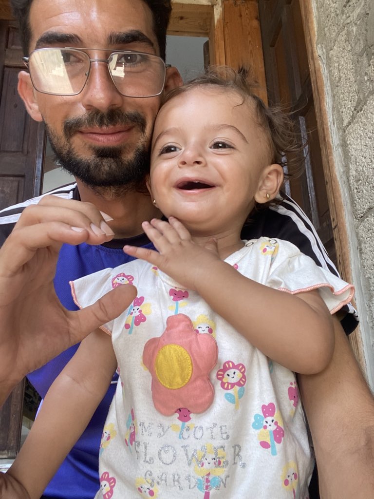 Can we get 1000 people to reply with
“I LOVE U RAFIF”?