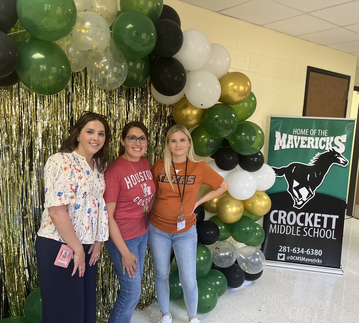 Crockett Middle School (@dcmsmavericks) on Twitter photo DCMS enjoyed a wonderful surprise visit from a few of the most caring people we know. Thank you for your unrelenting support ladies. Looking forward to another great year with you all! <a href="/DCMSMavericks/">Crockett Middle School</a> <a href="/FBISDCounselors/">FBISD_Prof School Counselors</a> DCMS enjoyed a wonderful surprise visit from a few of the most caring people we know. Thank you for your unrelenting support ladies. Looking forward to another great year with you all! <a href="/DCMSMavericks/">Crockett Middle School</a> <a href="/FBISDCounselors/">FBISD_Prof School Counselors</a>