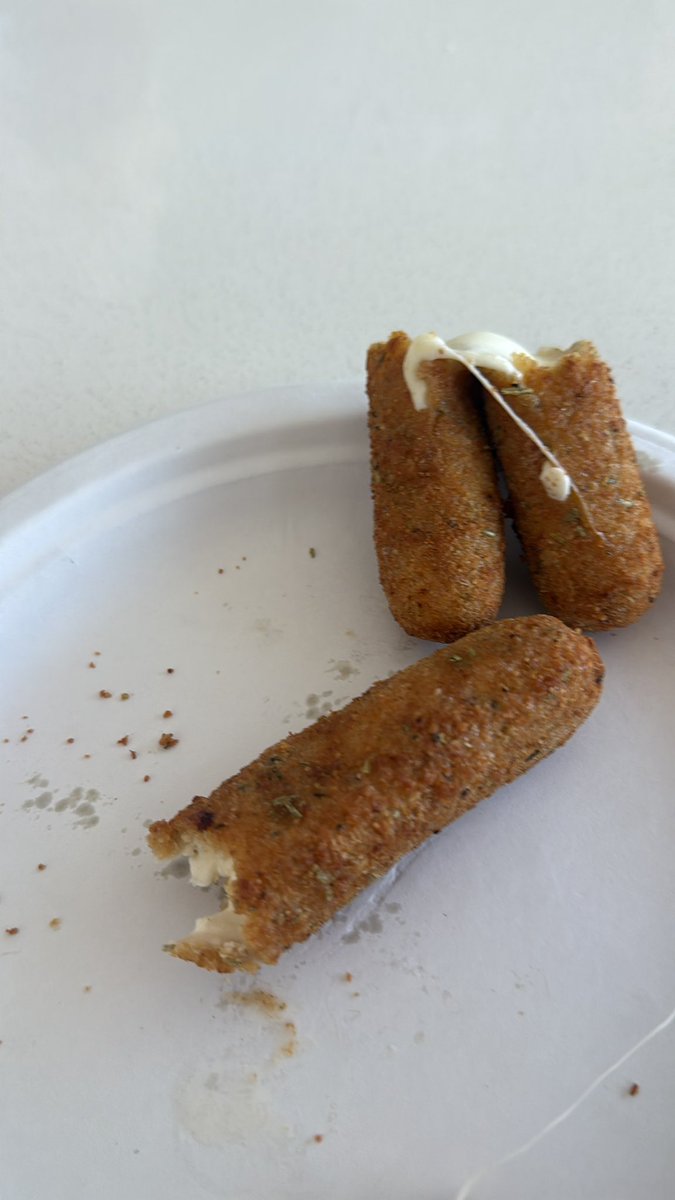 clixprivalt tweet media