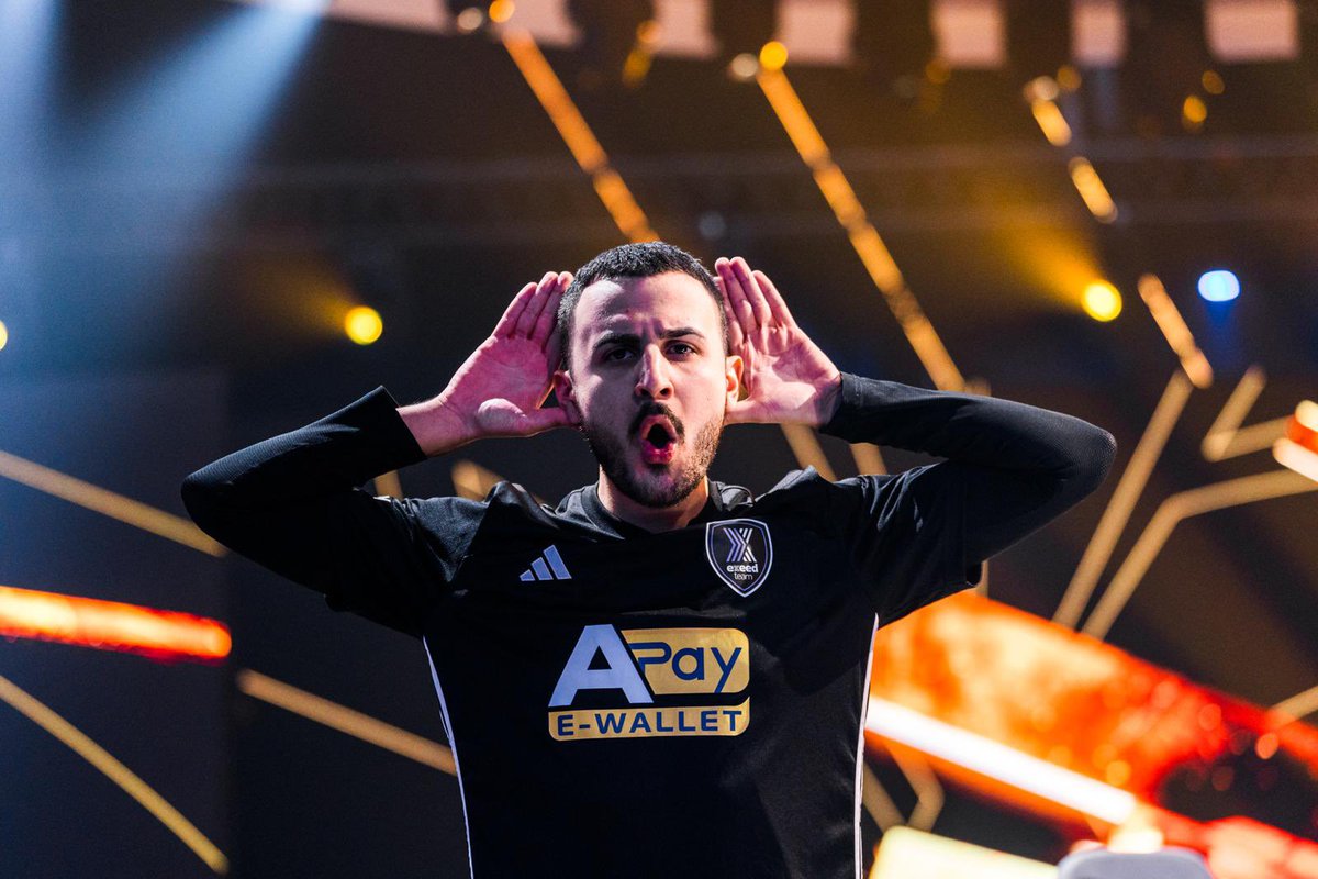 Obrun2002 tweet media