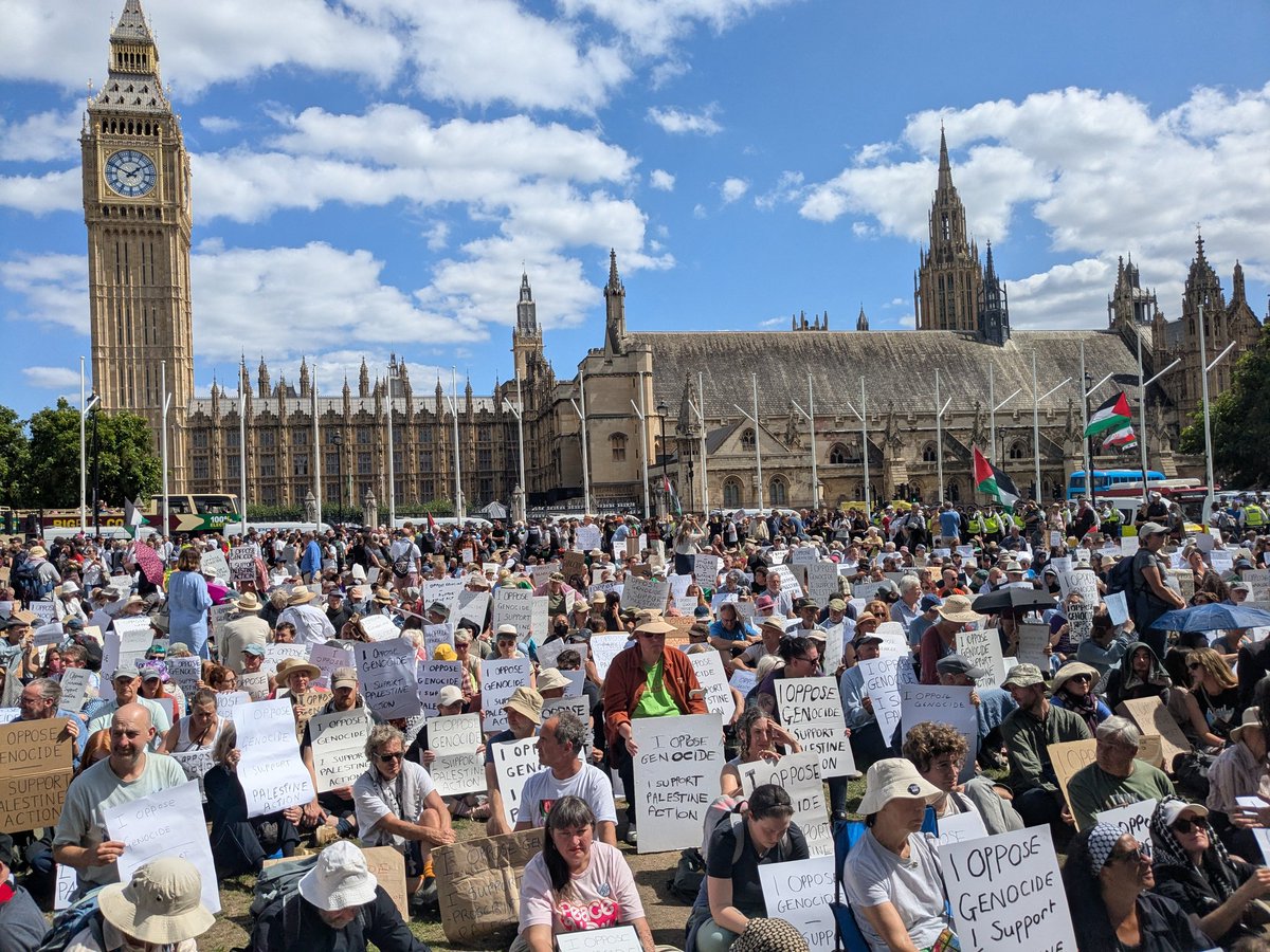 Jim Chimirie ๐ฌ๐ง๐ฎ๐ฑ (@jchimirie66677) on Twitter photo <a href="/SaulStaniforth/">Saul Staniforth</a> Two images from Parliament Square lay bare the LeftistโIslamist Alliance
The first โ placards screaming "genocide" and pledging solidarity with Palestine Action โ shows the Left at its most deluded: loud, self-righteous, and blind to the reality it serves. They pose as rebels <a href="/SaulStaniforth/">Saul Staniforth</a> Two images from Parliament Square lay bare the LeftistโIslamist Alliance
The first โ placards screaming "genocide" and pledging solidarity with Palestine Action โ shows the Left at its most deluded: loud, self-righteous, and blind to the reality it serves. They pose as rebels