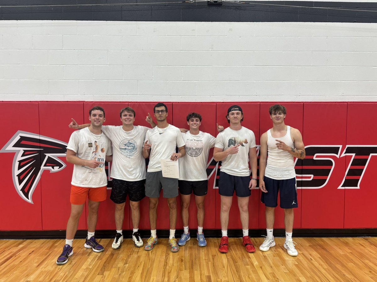 Classes of 2021 &amp; 2022 are the Alumni Tournament Champs! #dcwestpride