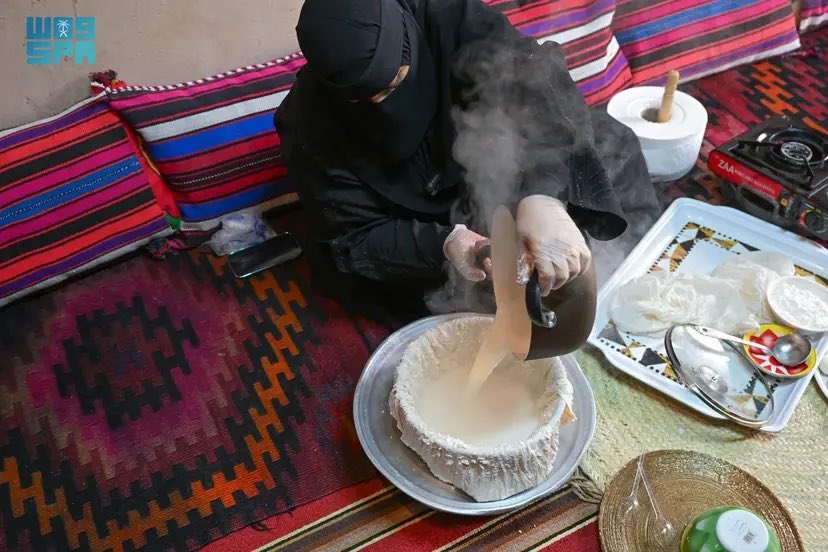 #تقارير_واس 
صناعة الألبان التقليدية في #الحدود_الشمالية.. موروث أصيل تتناقله الأجيال وتدعمه رؤية وطنية

spa.gov.sa/ar/w2375870