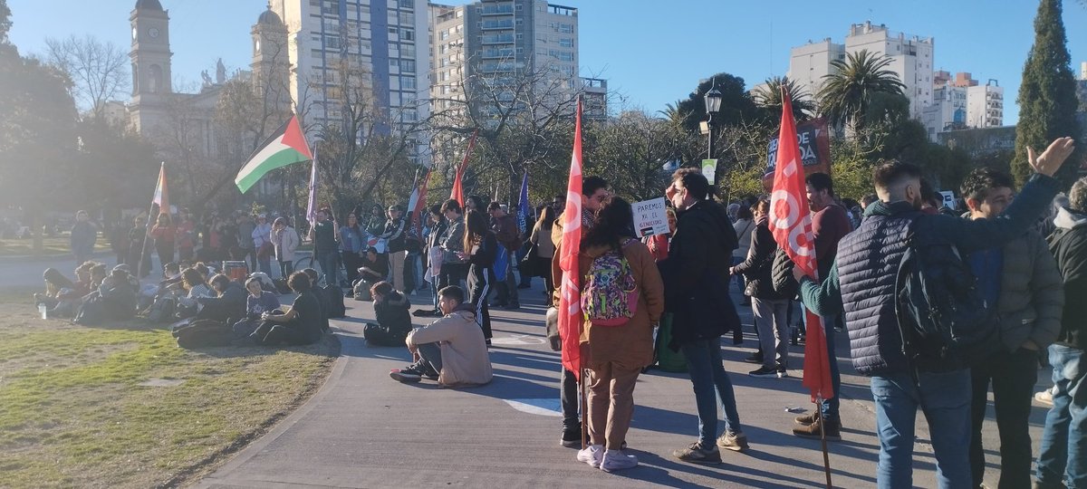 En el centro de la Plaza Rivadavia. Rechazamos la ocupación de Gaza por el ejército genocida del sionismo. Que el Congreso Nacional rompa relaciones diplomáticas con Israel