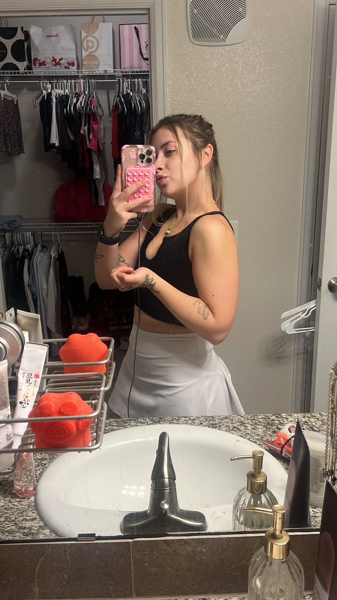 Shortypie🫧 tweet media