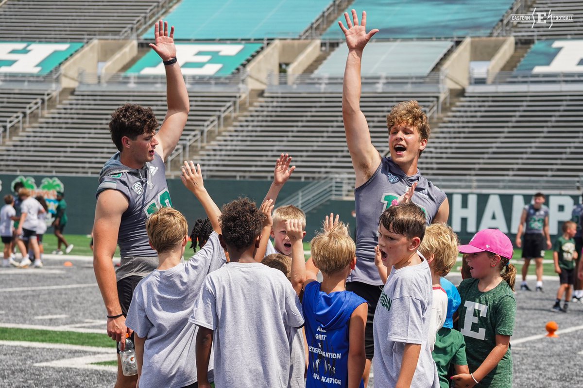 EMUFB's tweet photo. What an awesome time with some future football stars at Youth Day 2025!

#ETOUGH ⛓️ #TheClimb https://t.co/gkFQZL4bPk