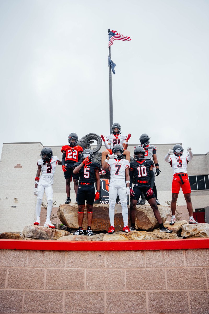 ZyโKel โBoogieโRogers (@zykel20469917) on Twitter photo Same mission as always -Look out for #5 at Hillcrest ready to start dominating 5A ball stay tuned โค๏ธ๐ค๐ค๐<a href="/BennettSwygert/">Bennett Swygert</a> <a href="/train0187/">TRAINBUILT PERFORMANCE</a> <a href="/CoachJalenTate/">Coach Tate</a> <a href="/CoachCotney/">Clay Cotney</a> <a href="/CeiseanTucker3/">Coach Tucker</a> <a href="/Rivals/">Rivals</a> <a href="/247recruiting/">247Sports Recruiting</a> <a href="/MovinChains/">Movinโ The Chains</a> <a href="/On3sports/">On3</a> Same mission as always -Look out for #5 at Hillcrest ready to start dominating 5A ball stay tuned โค๏ธ๐ค๐ค๐<a href="/BennettSwygert/">Bennett Swygert</a> <a href="/train0187/">TRAINBUILT PERFORMANCE</a> <a href="/CoachJalenTate/">Coach Tate</a> <a href="/CoachCotney/">Clay Cotney</a> <a href="/CeiseanTucker3/">Coach Tucker</a> <a href="/Rivals/">Rivals</a> <a href="/247recruiting/">247Sports Recruiting</a> <a href="/MovinChains/">Movinโ The Chains</a> <a href="/On3sports/">On3</a>