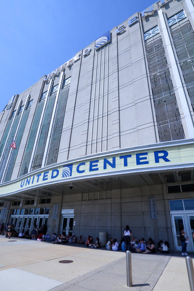 ENHYPEN's tweet image. CHICAGO, D-DAY🌃

#ENHYPEN #EN_WALKTHELINE
#EN_WORLDTOUR_WALKTHELINE
#WALKTHELINE_IN_US
#WALKTHELINE_IN_Chicago