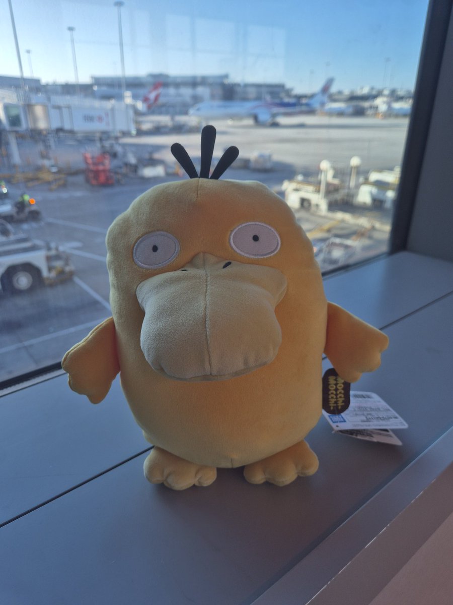 Getting close to boarding to fly to LA for WCS! Time for <a href="/TimeSplashUnite/">Team Splash</a> to lock in and give it our all! 

<a href="/UniteEsports/">Pokémon UNITE Championship Series</a>