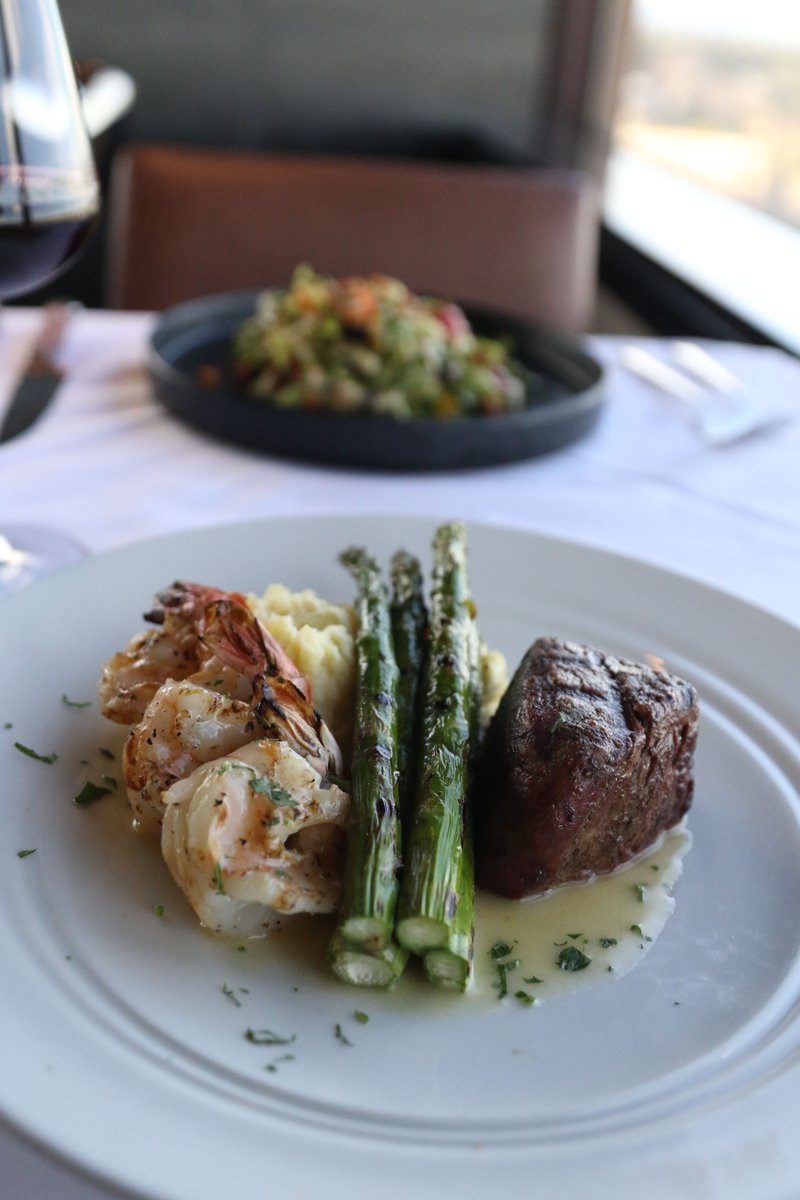 A well-deserved dinner awaits you!