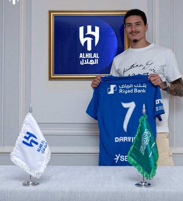 الهلال السعودي يضم مهاجم #ليفربول 