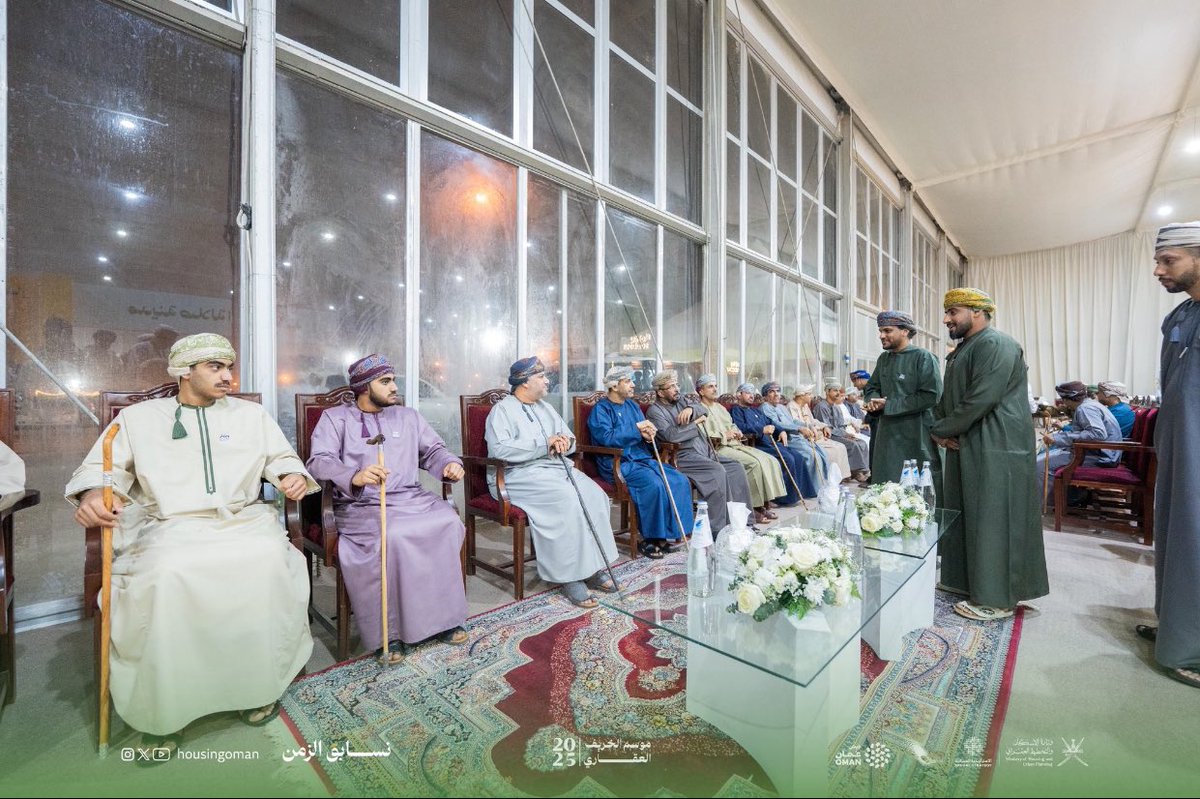 housing_oman's tweet photo. موسم الخريف العقاري… حيث تتلاقى الرؤى بالفرص في أجواءٍ خلابة تُنعش الطموح وتشد العزم لمستقبل أكثر إشراقًا.

#لمجتمعات_مزدهرة
#الإسكان_والتخطيط_العمراني https://t.co/ZIUjjia1n2
